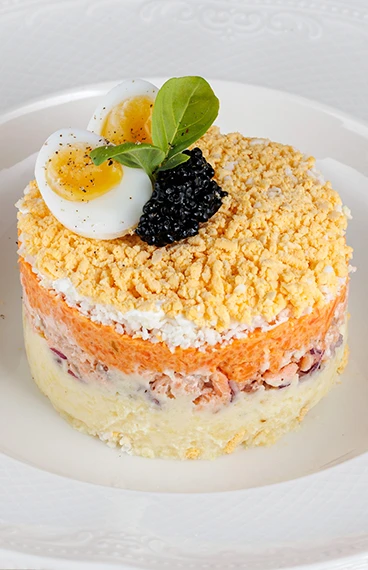 Мимоза с копченой форелью