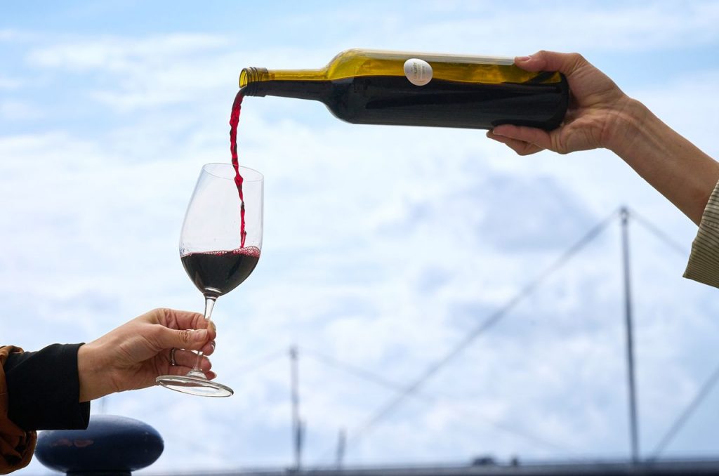 Платиновые победители Decanter World Wine Awards 2026: 97-балльные вина, от которых захватывает дух