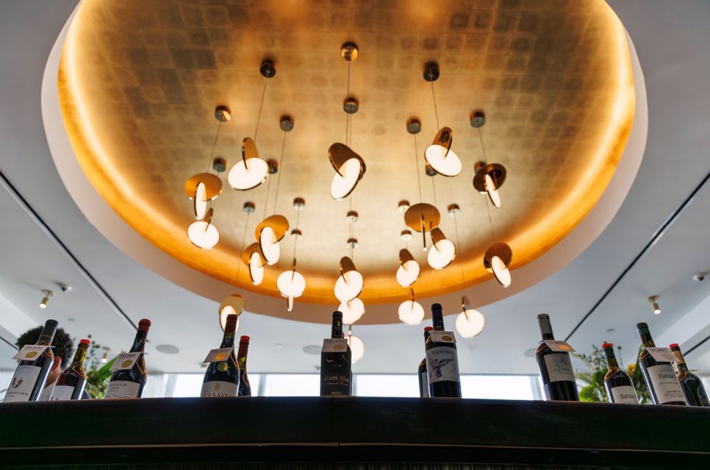 Бар победителей DWWA: главная точка притяжения на Degustation & Fine Wine Expo в Нью-Йорке